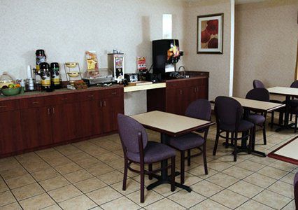 Quality Inn 2*